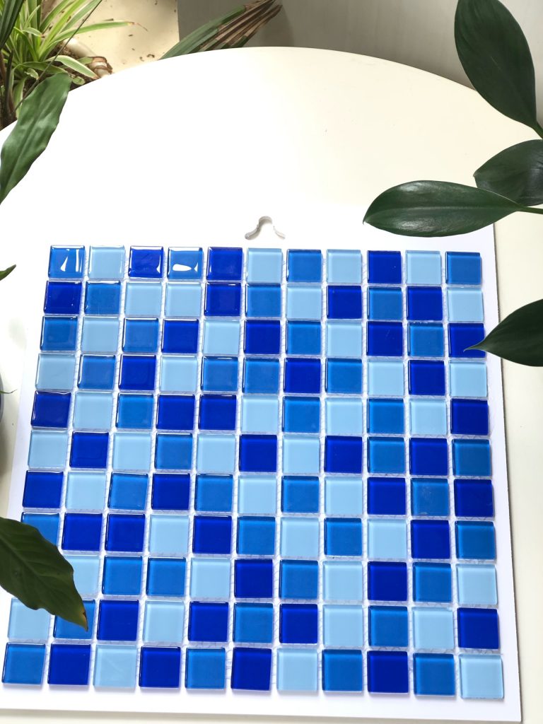 Gạch mosaic bể bơi G72526